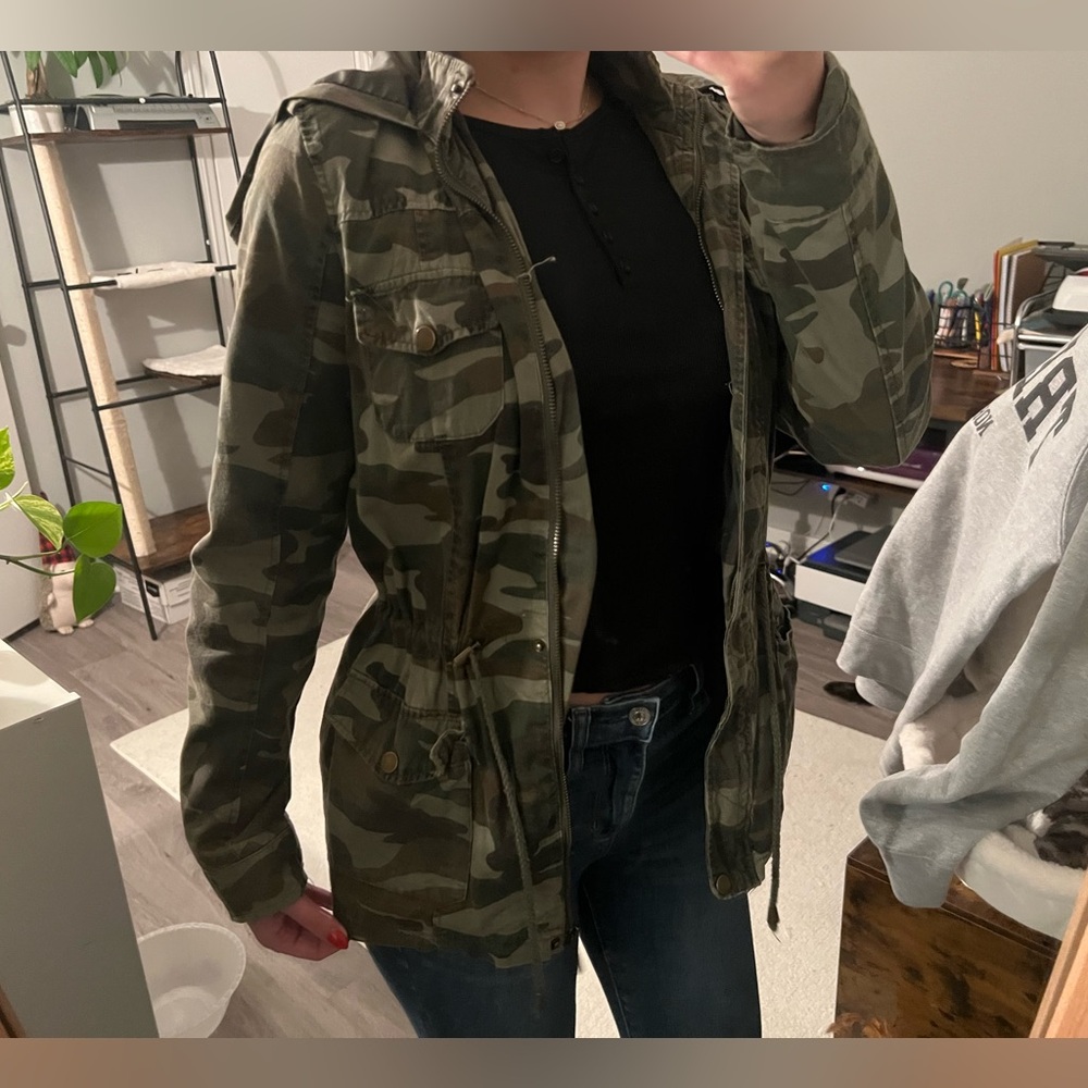 Camo Jacket - Picture 12 of 12